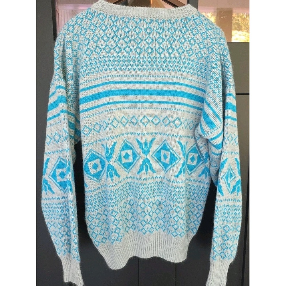 Vintage Sportime Actionwear Sweater Pullover Men Medium Blue Snowflakes Taiwan - Picture 6 of 7